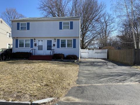 83 Granby St, Springfield, MA 01108 photo 2