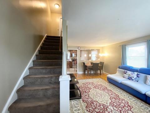 83 Granby St, Springfield, MA 01108 photo 7