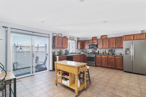452 Kennedy St, Fall River, MA 02721 photo 14