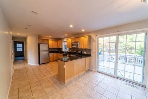 68 Brewster, Mashpee, MA 02649 photo 4