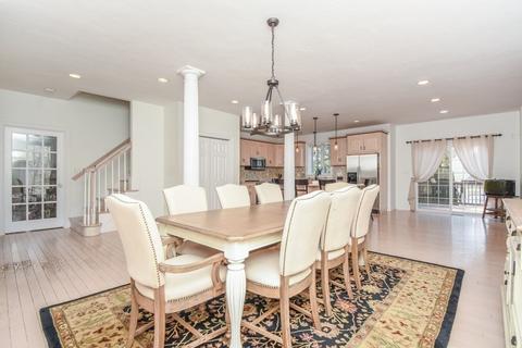 27 Prospect St, Upton, MA 01568 photo 9