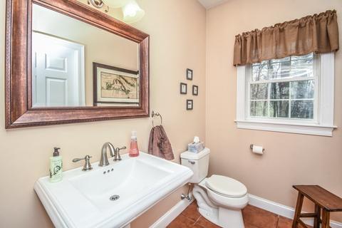 27 Prospect St, Upton, MA 01568 photo 25