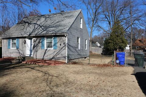 75 Pemaquid St, Springfield, MA 01119 photo 15