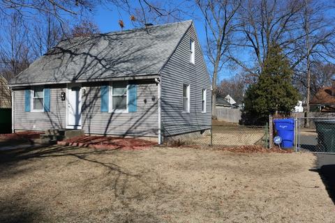75 Pemaquid St, Springfield, MA 01119 photo 1