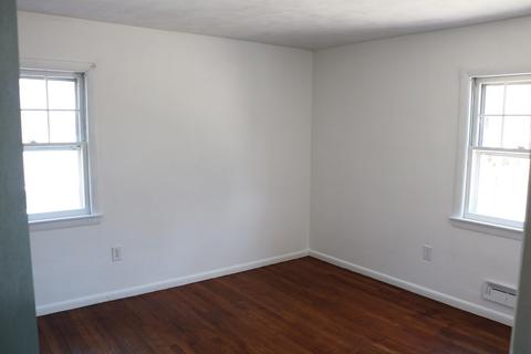 172 E Allen Ridge Rd, Springfield, MA 01118 photo 12
