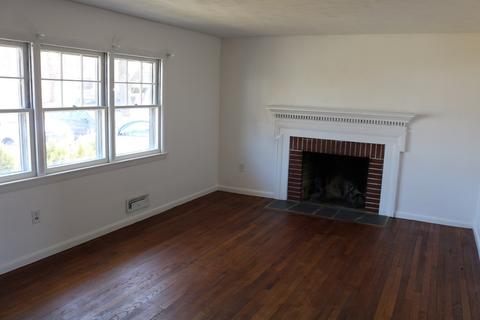 172 E Allen Ridge Rd, Springfield, MA 01118 photo 15