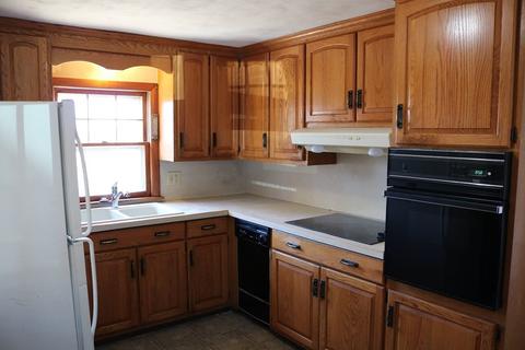 172 E Allen Ridge Rd, Springfield, MA 01118 photo 2