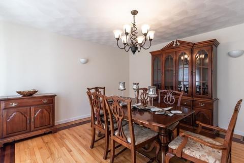 3 Whiffletree Ln, Georgetown, MA 01833 photo 5