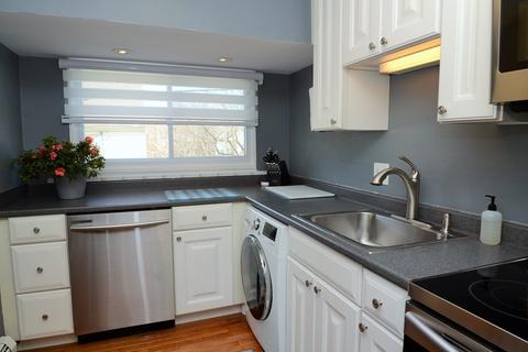 12 Cox Ct #6, Beverly, MA 01915 photo 10