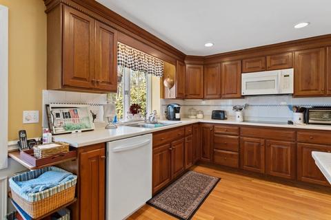 35 Pine Ridge Rd, Reading, MA 01867 photo 5