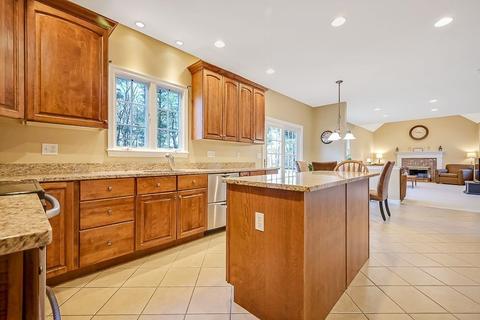 17 Quabbin Path, Sutton, MA 01590 photo 6