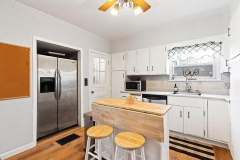 2 Seaview Ave, Danvers, MA 01923 photo 15