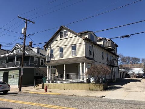 259 High St, Woonsocket, RI 02895 photo 3