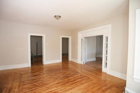 553 2nd St, Fall River, MA 02721 photo 3
