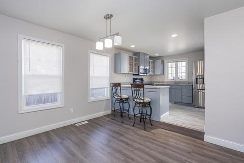 5 Randall Pl, Springfield, MA 01108 photo 5