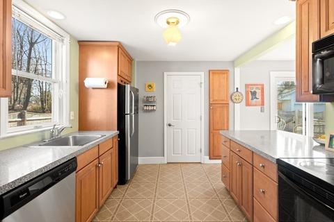 10 Demars St, Maynard, MA 01754 photo 12