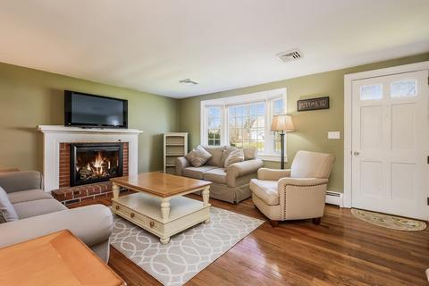 68 Katherine Rd, Barnstable, MA 02632 photo 4