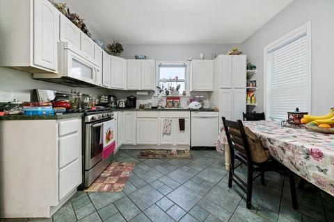 32 Appleton St, Everett, MA 02149 photo 7