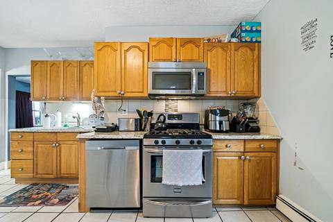 32 Appleton St, Everett, MA 02149 photo 5