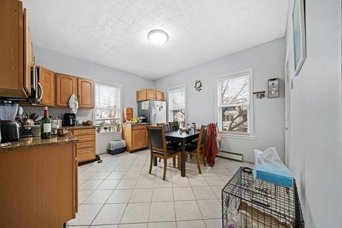 32 Appleton St, Everett, MA 02149 photo 4