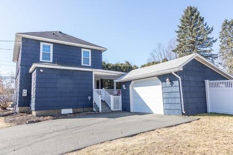 47 Bryan Ave, Easthampton, MA 01027 photo 2