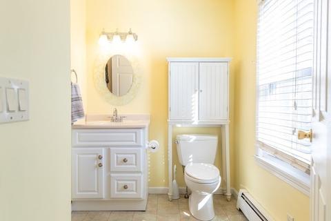 47 Bryan Ave, Easthampton, MA 01027 photo 9