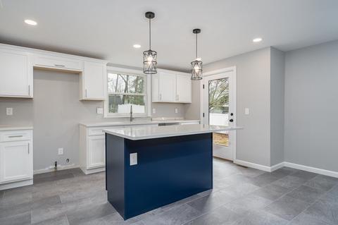 108 Line St, Easthampton, MA 01027 photo 8