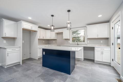 108 Line St, Easthampton, MA 01027 photo 7