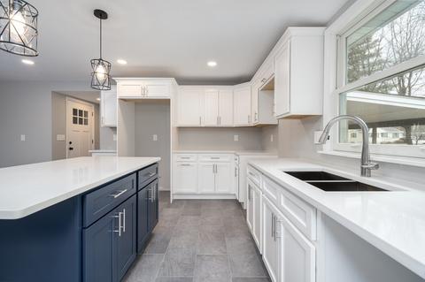 108 Line St, Easthampton, MA 01027 photo 9