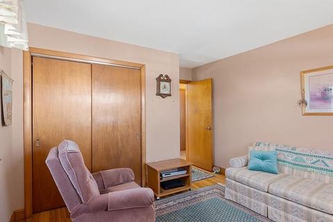 63 High St, Stoneham, MA 02180 photo 11