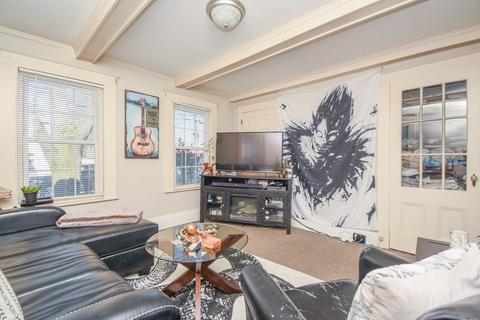 19 School St, Danvers, MA 01923 photo 12