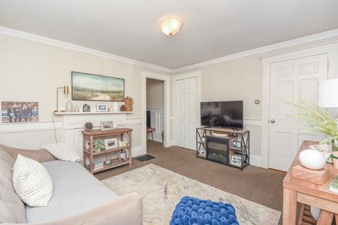 19 School St, Danvers, MA 01923 photo 3