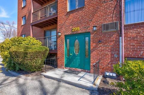 295 Main St #5, Reading, MA 01867 photo 1