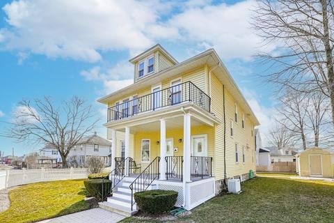 35 Lindale, Dedham, MA 02026 photo 1