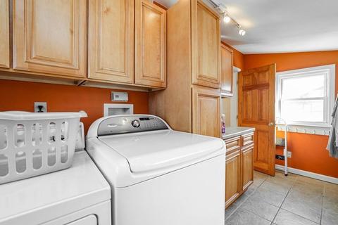 35 Lindale, Dedham, MA 02026 photo 12