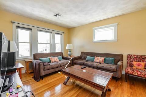 35 Lindale, Dedham, MA 02026 photo 4