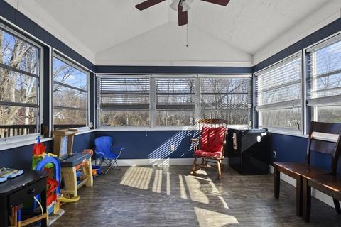 2 Woods Ave, Worcester, MA 01606 photo 12