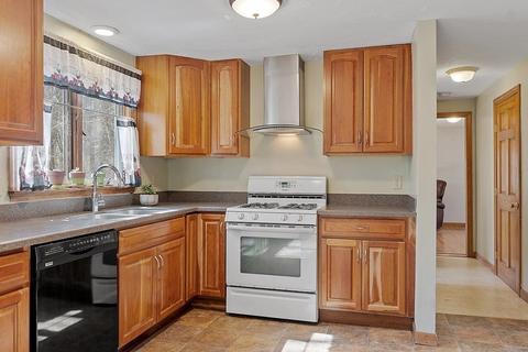 41 Edward Rd, Townsend, MA 01469 photo 6