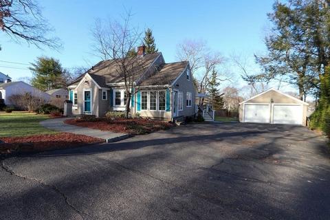 47 Morse Ave, Dedham, MA 02026 photo 3