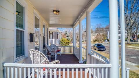 16 Grand St, Reading, MA 01867 photo 3