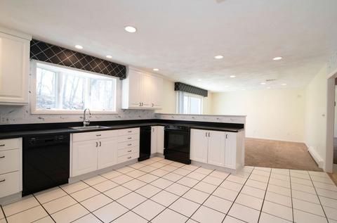 112 Valley Rd, Needham, MA 02492 photo 4