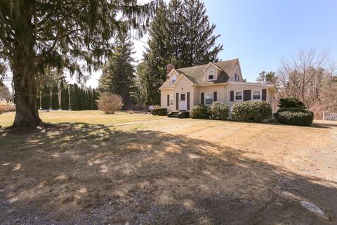 40 Dodge Hill Rd, Sutton, MA 01590 photo 2