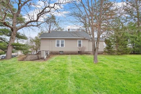 791 Britton St, Chicopee, MA 01020 photo 3