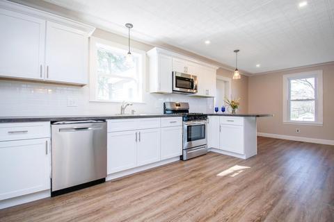 791 Britton St, Chicopee, MA 01020 photo 7