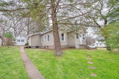 791 Britton St, Chicopee, MA 01020 photo 2