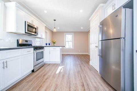 791 Britton St, Chicopee, MA 01020 photo 6