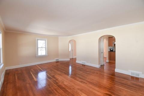88 Dimmick, Springfield, MA 01109 photo 2