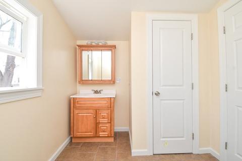 88 Dimmick, Springfield, MA 01109 photo 18