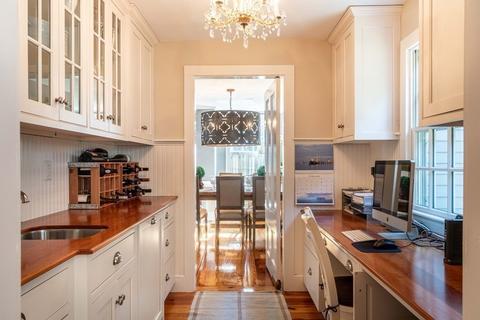 39 Lincoln St, Hingham, MA 02043 photo 7