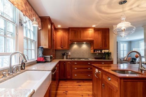 39 Lincoln St, Hingham, MA 02043 photo 8
